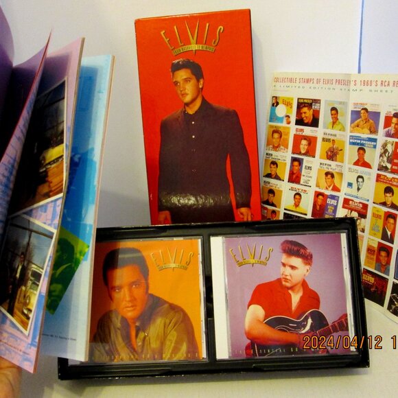 NWOT Silver Elvis (5 Discs)The Essential 60's Masters 5 Compact Discs & Memorbil - Picture 1 of 4